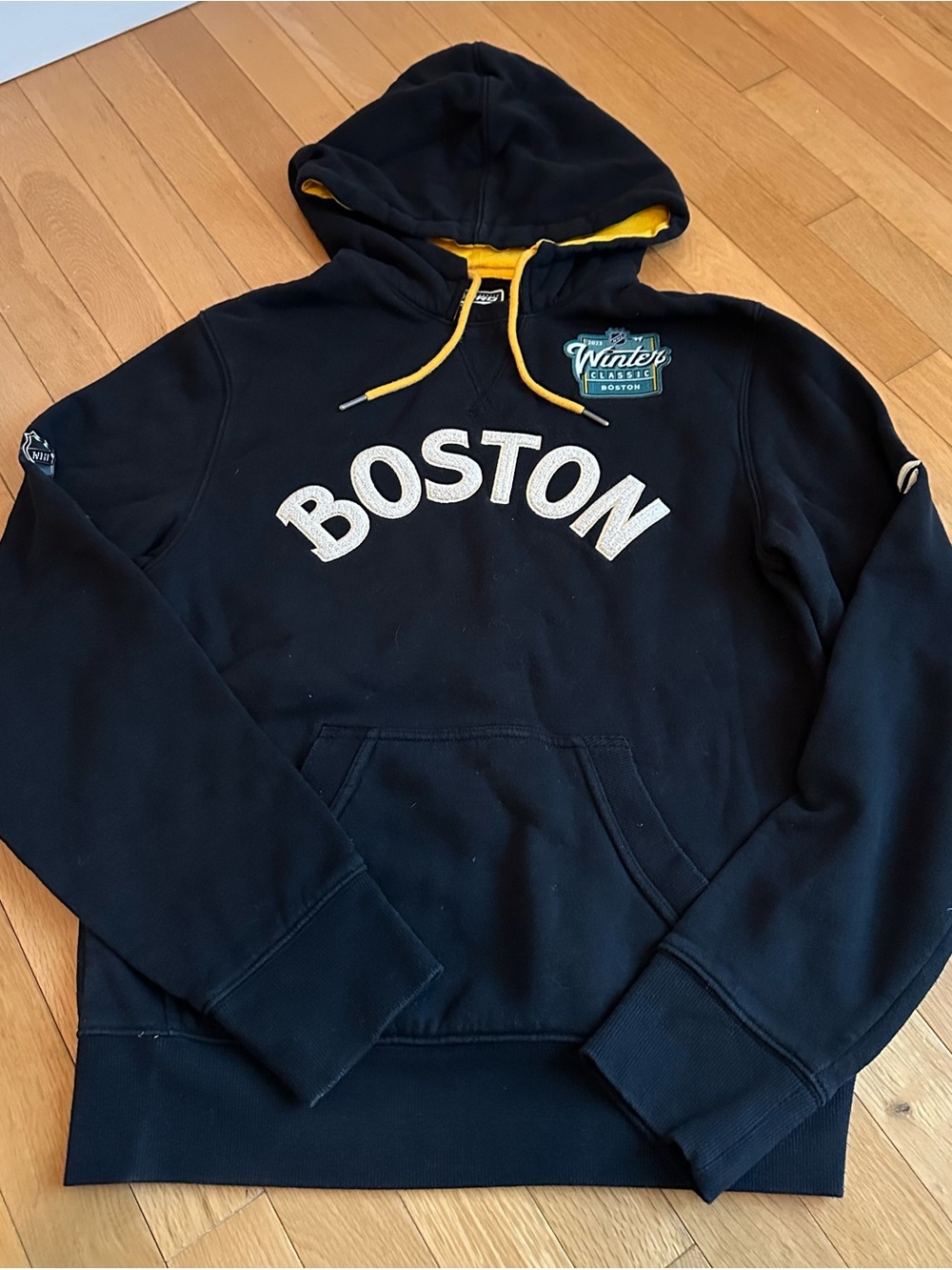Fanatics Boston Bruins Winter Classic Woman’s Sweatshirt